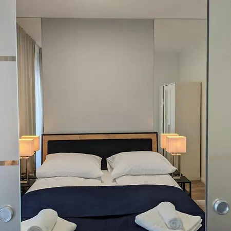 Διαμέρισμα In Mit Grossem Balkon